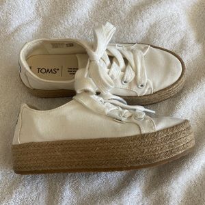 TOMS ivory platform canvas espadrilles sz 5.5